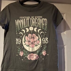 Wound Up Moonlit Dreamer Graphic Tee in Gray with Pink & Green Floral Print